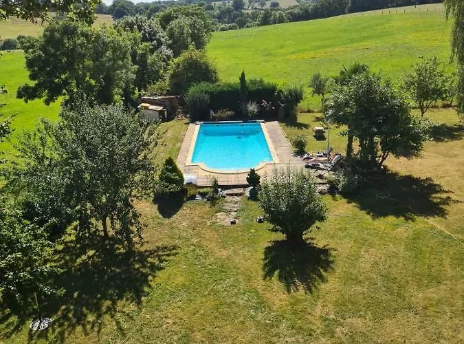 Et Table D'hotes Le Cedre Aveyron