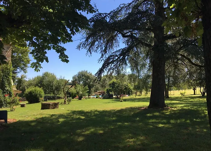 Pensión Et Table D'hotes Le Cedre Aveyron Sainte-Croix (Aveyron)