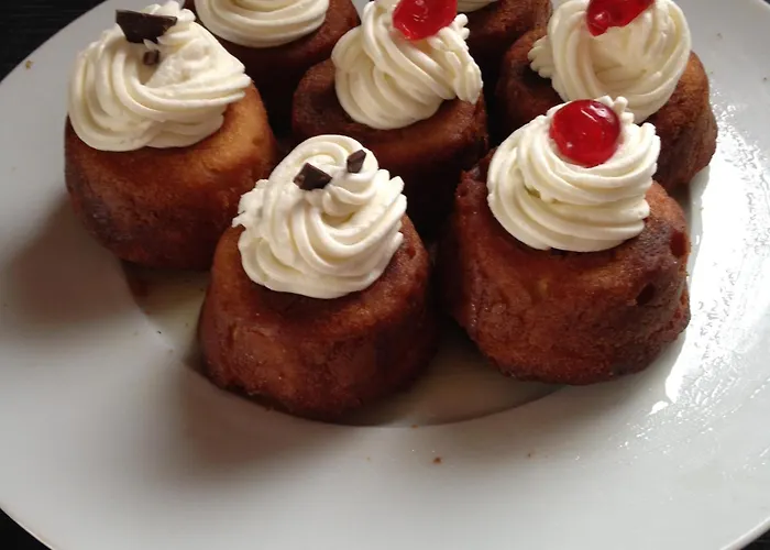 Et Table D'hotes Le Cedre Aveyron Pensión