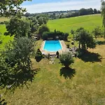 Et Table D'hotes Le Cedre Aveyron