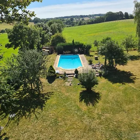 Et Table D'hôtes Le Cèdre Aveyron