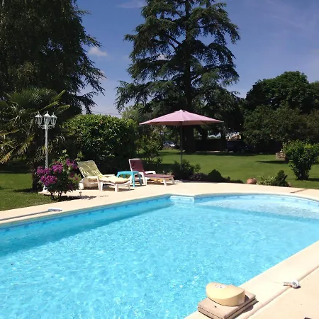 Et Table D'hotes Le Cedre Aveyron 3*