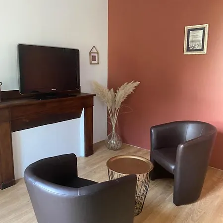 Et Table D'hotes Le Cedre Aveyron بيت ضيافة Sainte-Croix (Aveyron)