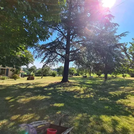 Et Table D'hotes Le Cedre Aveyron بيت ضيافة