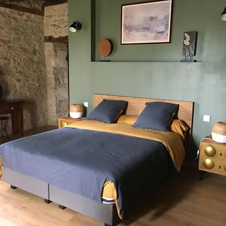 게스트하우스 Et Table D'hotes Le Cedre Aveyron 3*
